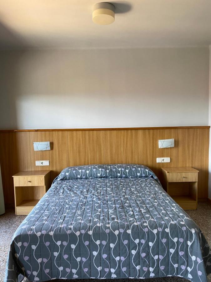 Hostal Alt Llobregat Castellar De N'Hug Exterior foto